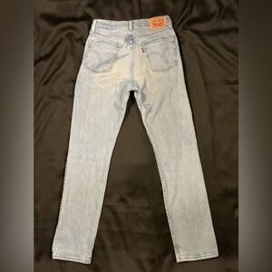 Women’s Levi Jeans Light Blue Size 27x32 Straight Leg Authentic Denim Fashion